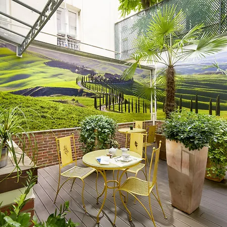 Le Relais Montmartre-3